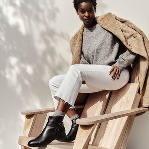 Burberry Black Pebble Leather Buckle Block Heel Short Ankle Boots